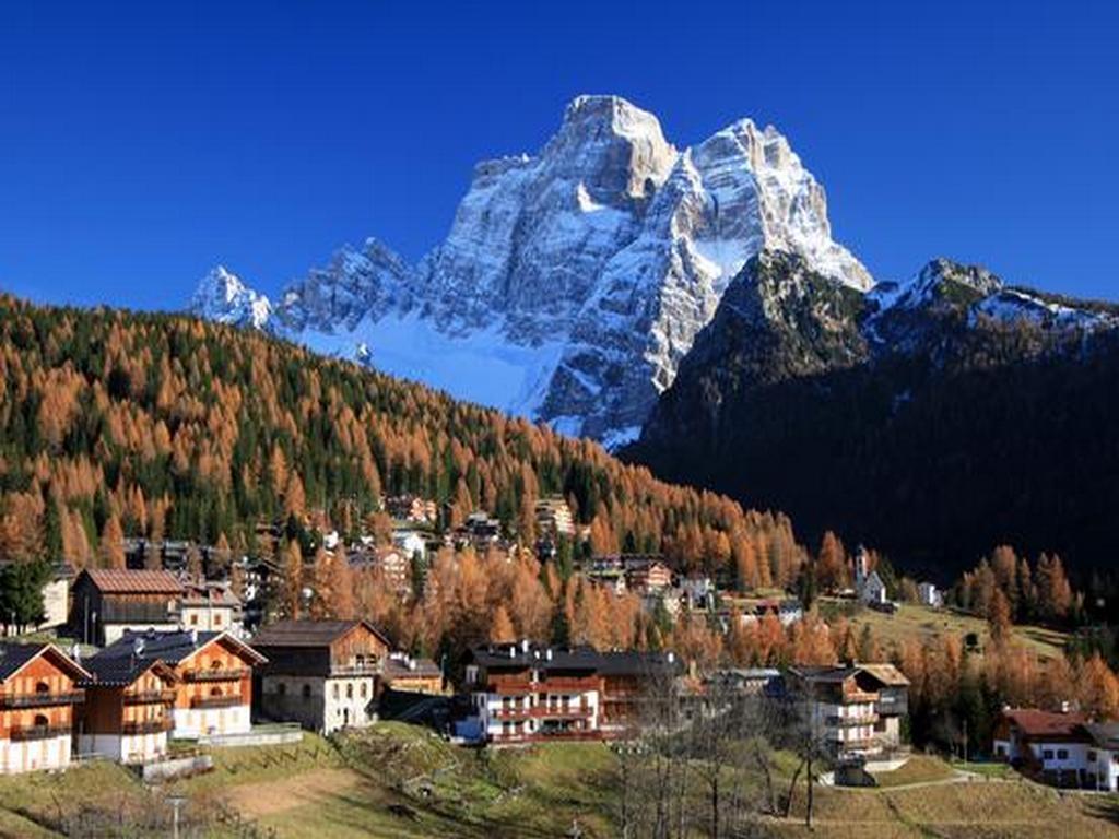 Garni La Rondine Otel Selva di Cadore Dış mekan fotoğraf
